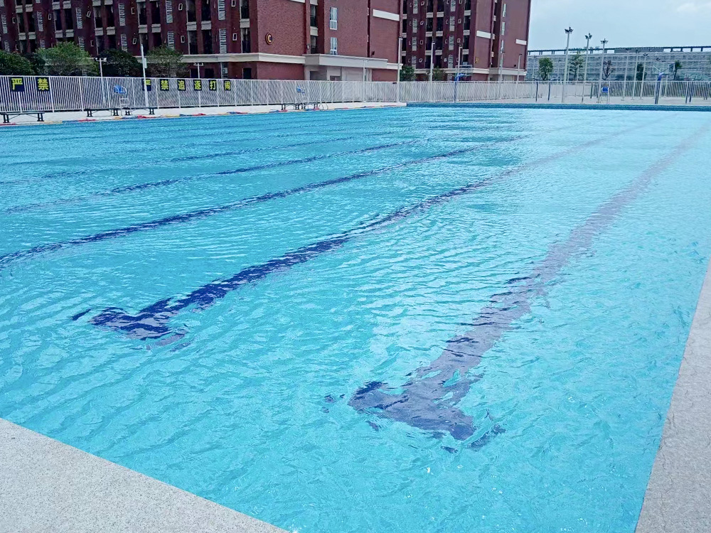 中山市迪茵公学泳池.jpg