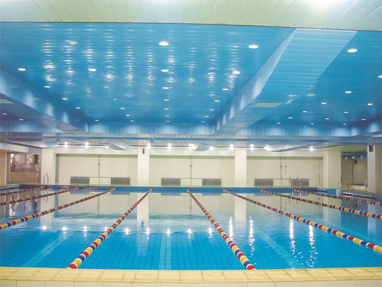 室内恒温游泳池,游泳池加热恒温设备,空气源热泵 室内恒温游泳池,游泳池加热恒温设备,空气源热泵